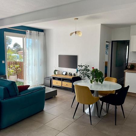 Appartement Proche Des Plages Carqueiranne Exteriör bild